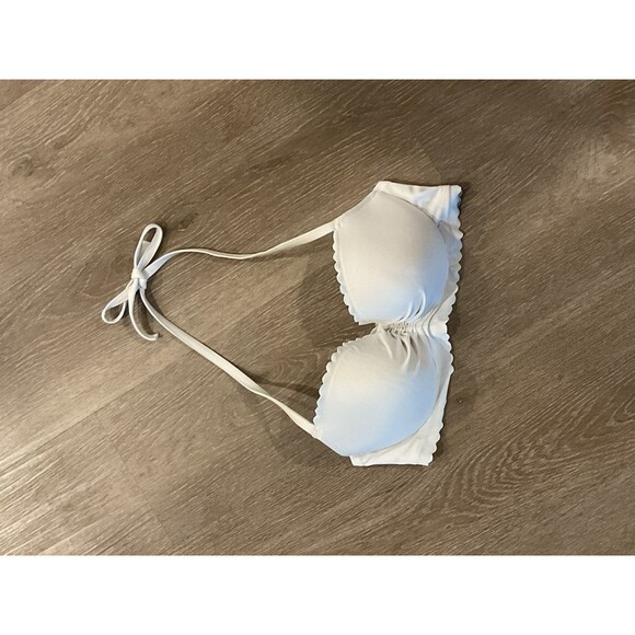 Women’s Bikini Top White Victoria’s Secret 34D Scalloped Swimsuit Swimwear - Picture 1 of 9